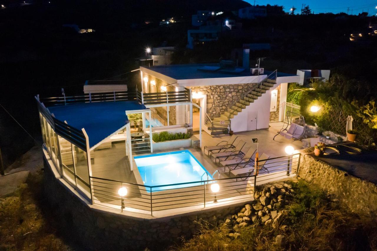 Serenity Villa Lakki  ภายนอก รูปภาพ